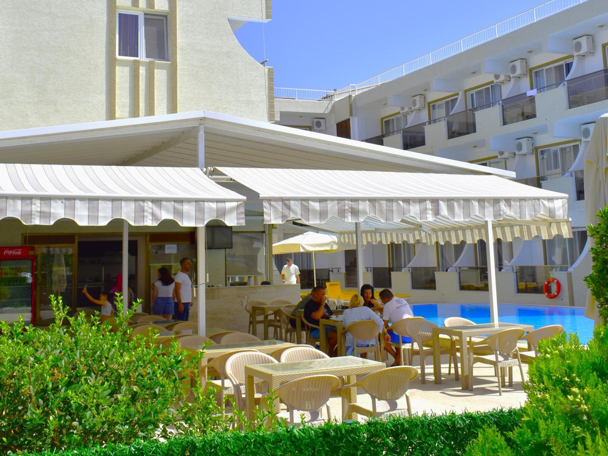 Mulka Hotel Аявали Екстериор снимка