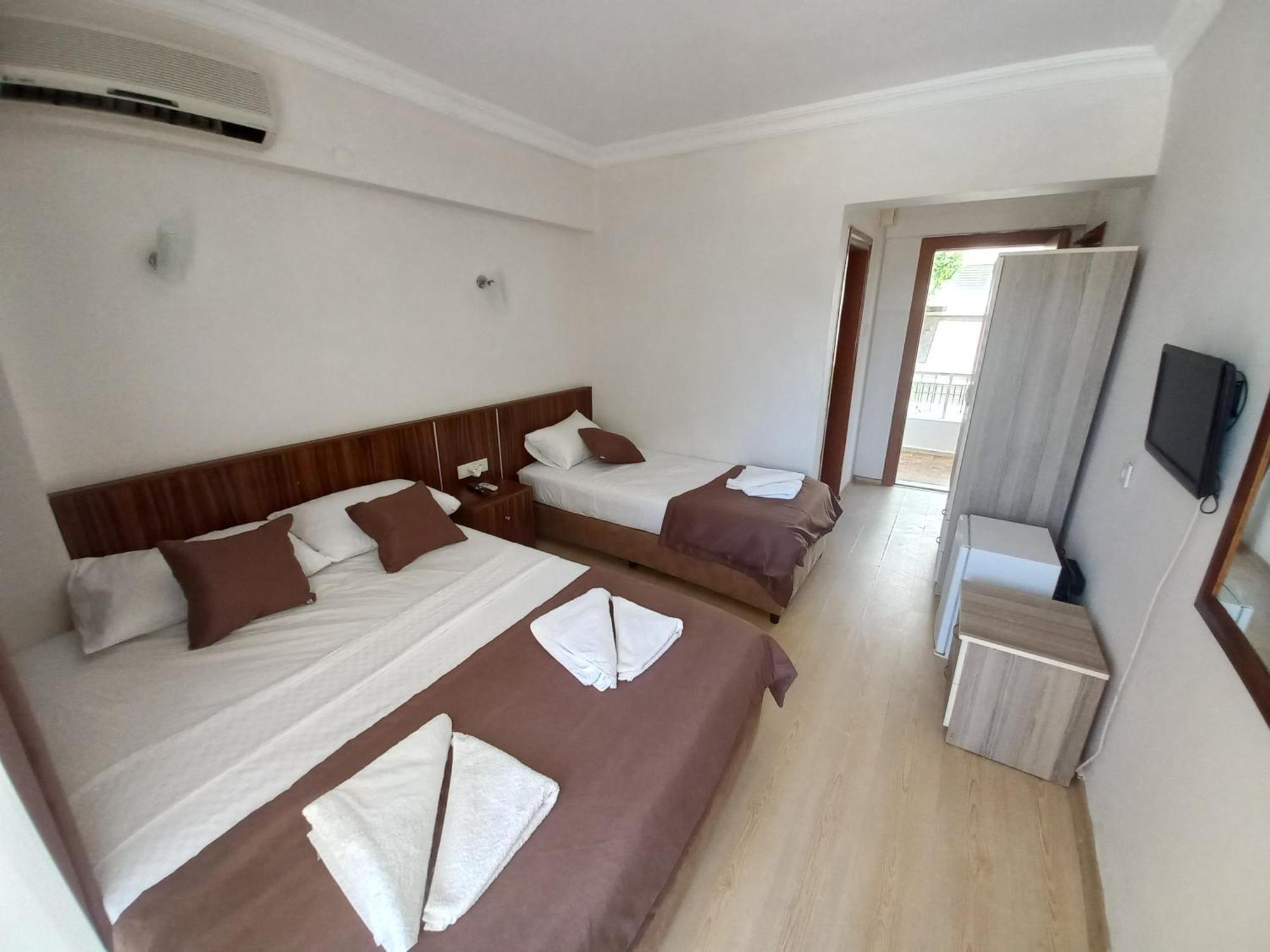 Mulka Hotel Аявали Екстериор снимка